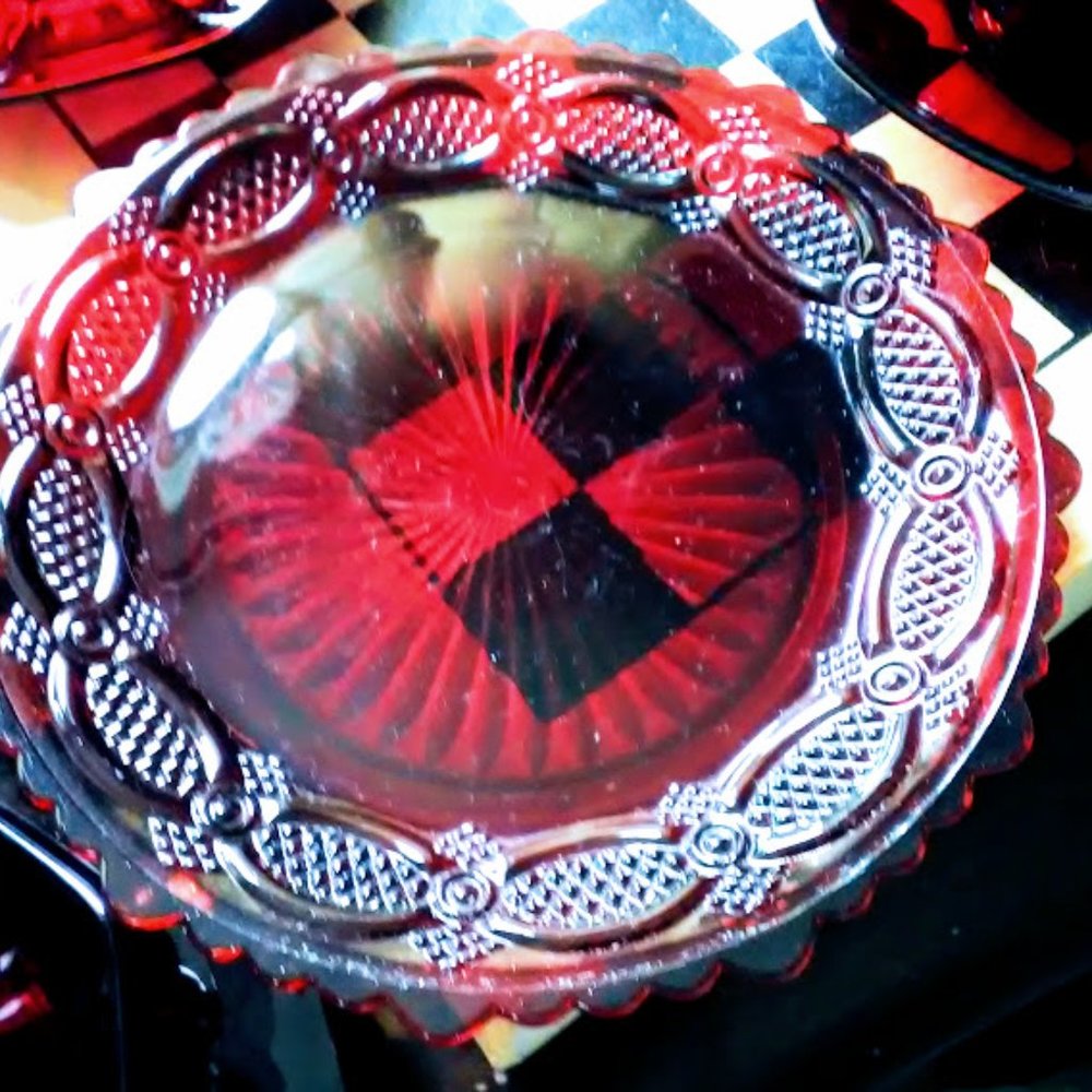 COPY - Avon salad/cake plate Cape Cod Collection 1970